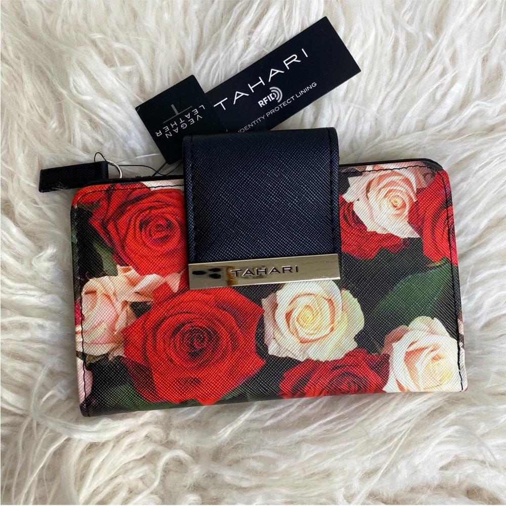 SOLD Tahari Floral Wallet, Bi-fold, RFID protection - Picture 6 of 7